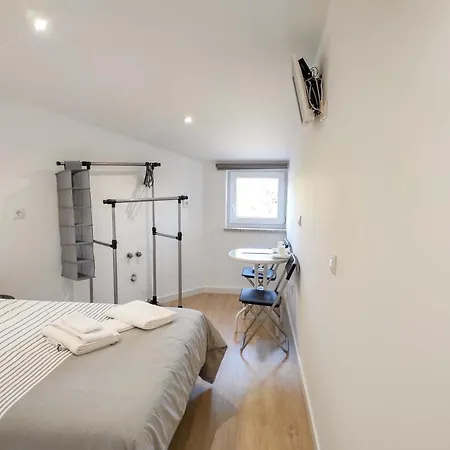 Casa Penedo Do Raposo Muxagata (Fornos de Algodres)